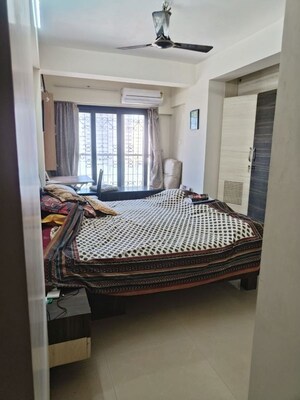 Bedroom in 4 BHK Apartment at Joshi Vadi – for Rent