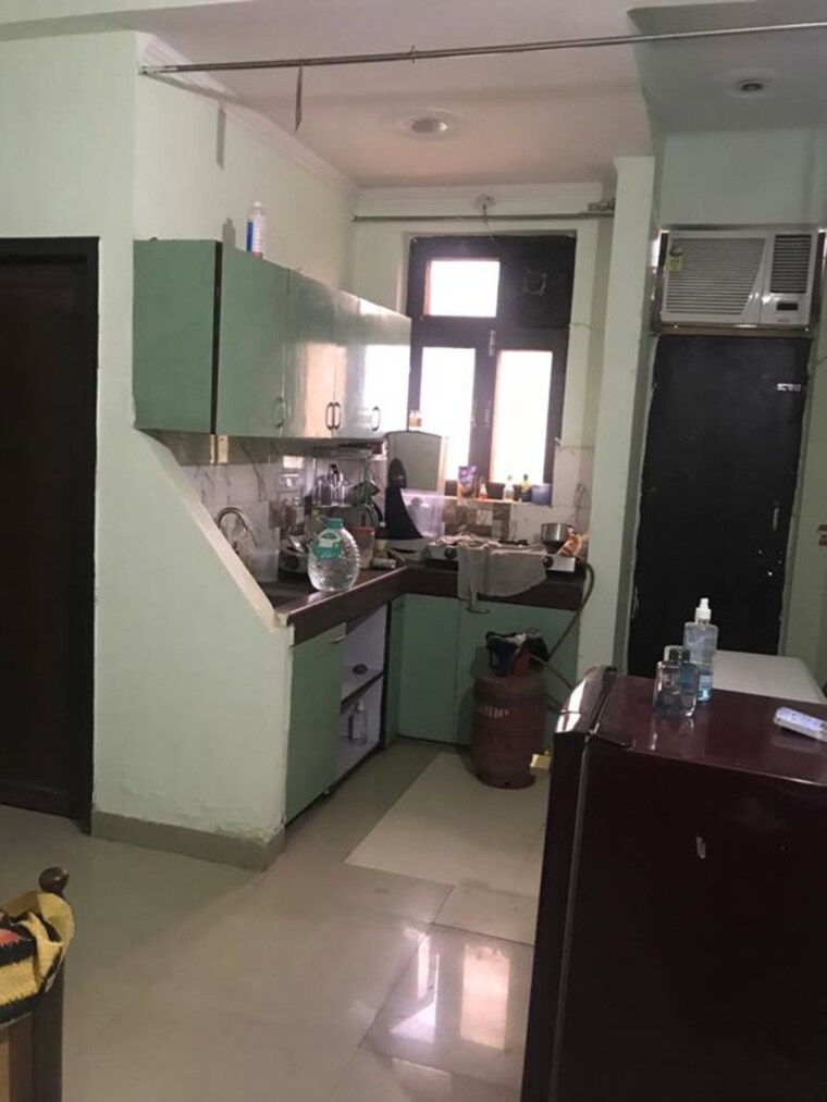 Kitchen, south city 2 1 RK 400 Sq.Ft. Independent House In South City 2 Gurgaon 10668894