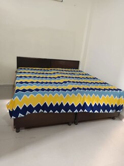 1 RkIndependent House For Rent in South City 2