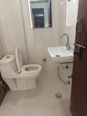 Attached Bathroom in 1 RK Independent House at South City 2 – for Rent