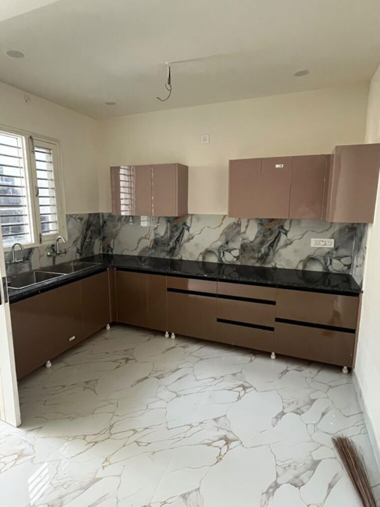 Kitchen, aura-homes 4 Bedroom 120 Sq.Yd. Independent House In Patiala Road Zirakpur 10692549