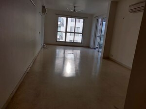 Room in 4 BHK Builder Floor at Mayfield Garden – for Sale