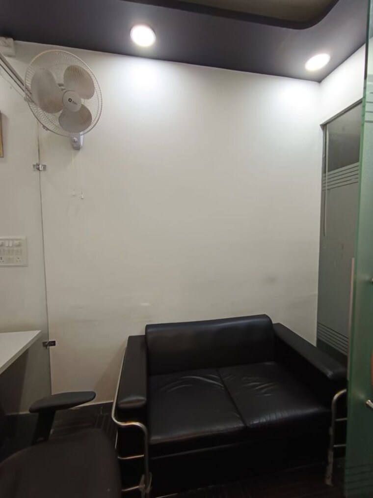 Team Area, sector 2 Commercial Office Space 1100 Sq.Ft. In Sector 2 Noida 10692589