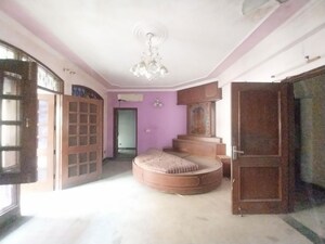 Living Room in 6+ BHK Independent House at Civil Lines – for Sale