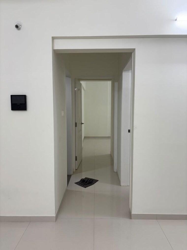 undefined, kumar-47-east-a 2 Bedroom 900 Sq.Ft. Apartment In Magarpatta City Pune 10692591