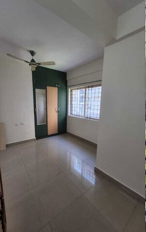 Room in 3 BHK Apartment at Mahaveer Varna, Whitefield – for Rent