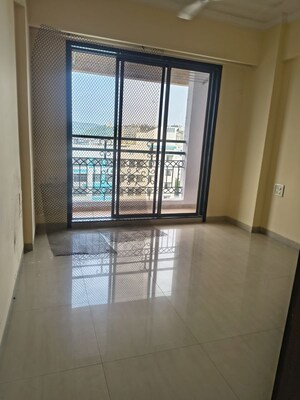 2 BHK Apartment For Rent in Nerul
