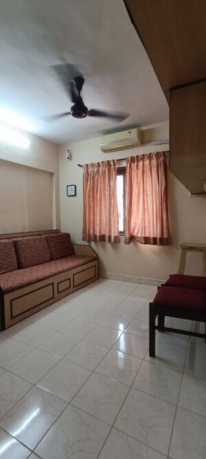 Bedroom in 2 BHK Apartment at Green Field Apartment Santacruz, Santacruz East – for Rent