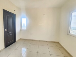 Room in 2 BHK Apartment at Shriram WYT Field, Budigere – for Sale