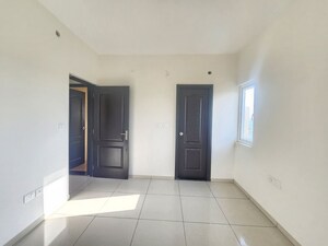 Room in 2 BHK Apartment at Shriram WYT Field, Budigere – for Sale