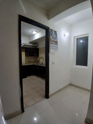 Room in 3 BHK Builder Floor at Spring Field, Sector 31 – for Rent
