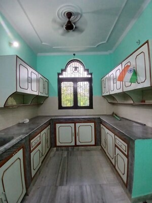 Kitchen in 3.5 BHK Builder Floor at Spring Field, Sector 31 – for Rent