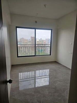 Room in 3 BHK Apartment at Sabari Mira, Chembur – for Rent