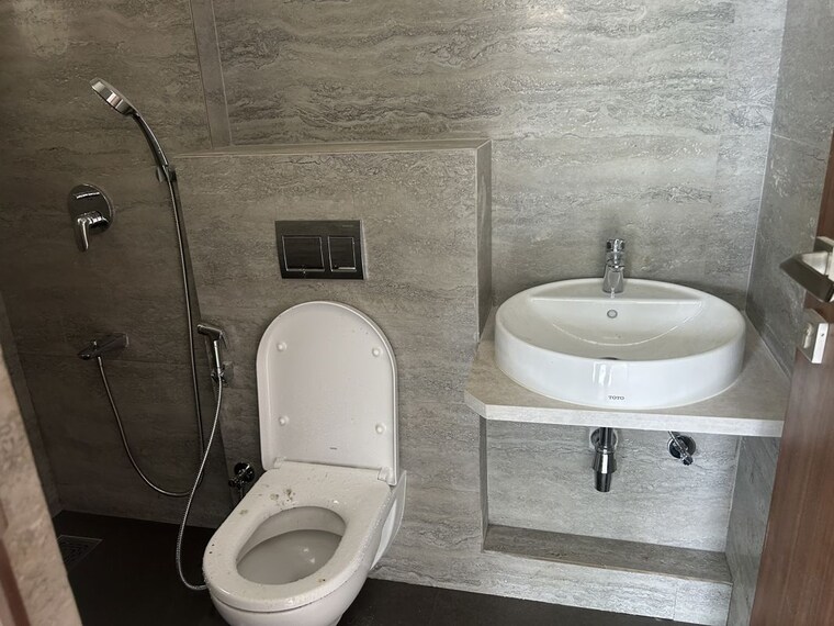 Bathroom, hubtown-seasons 3 Bedroom 1100 Sq.Ft. Apartment In Chembur Mumbai 10692789
