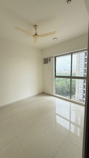 Room in 2 BHK Apartment at Lodha Crown Kolshet, Kolshet Road – for Rent