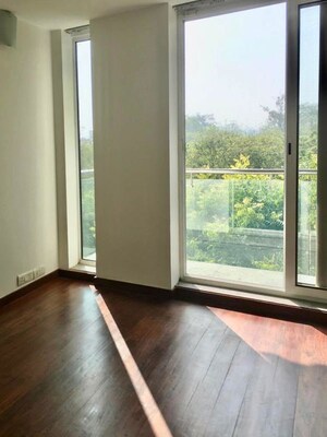 Room in 3 BHK Builder Floor at Anand Niketan – for Rent