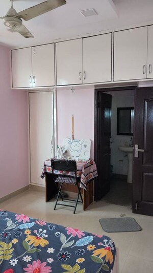 Room in 2 BHK Apartment at Piyush Heights, Sector 89 – for Sale