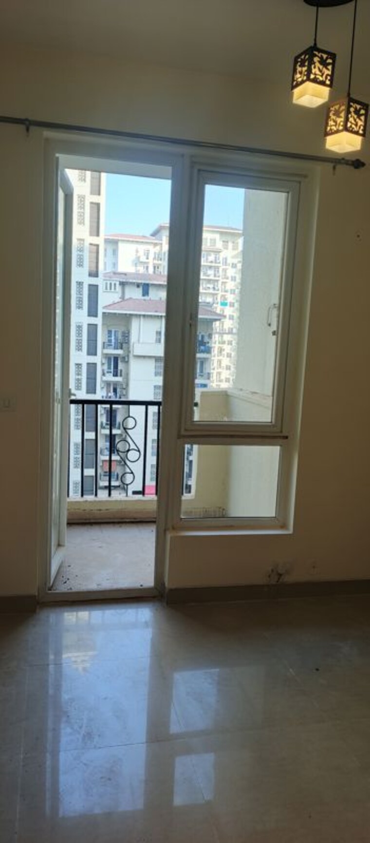 Room, emaar-emerald-estate 3.5 Bedroom 1395 Sq.Ft. Apartment In Sector 65 Gurgaon 10692825