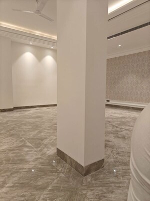 Room in 4 BHK Builder Floor at Vasant Vihar – for Sale