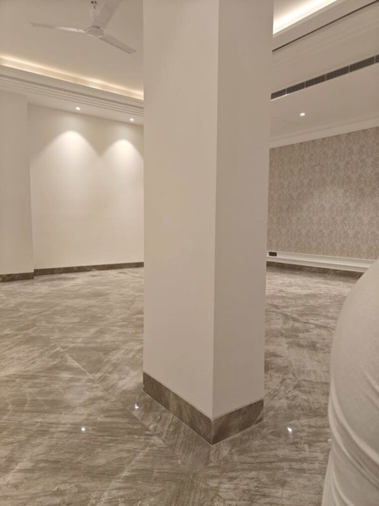 Room, vasant vihar 4 Bedroom 2200 Sq.Ft. Builder Floor In Vasant Vihar Delhi 10692849