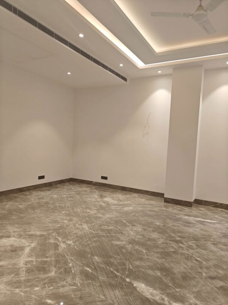 Room, vasant vihar 4 Bedroom 2200 Sq.Ft. Builder Floor In Vasant Vihar Delhi 10692849