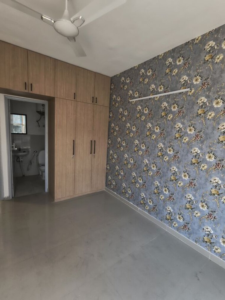 undefined, pyramid-midtown 2 Bedroom 1000 Sq.Ft. Apartment In Sector 59 Gurgaon 10692867