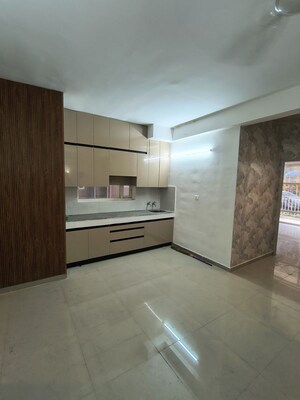 2 BHK Apartment For Rent in Pyramid Midtown, Sector 59