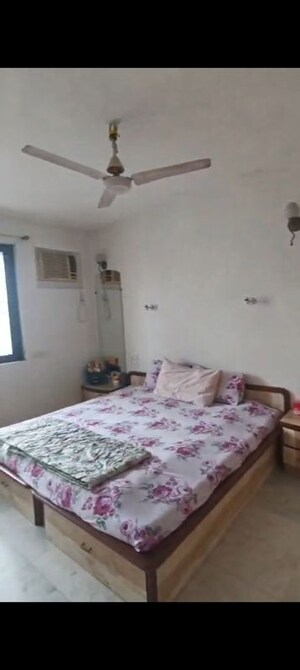 1 BHK Apartment For Rent in Paschim Apartments, Dadar West