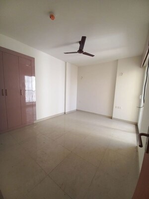Room in 2 BHK Apartment at Sector 150 – for Rent