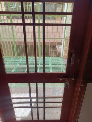 Room in 1 BHK Apartment at Shatabdi Vihar, Sector 52 – for Rent