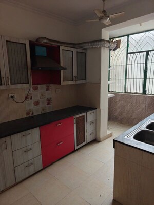 Kitchen in 3 BHK Builder Floor at Today Blossoms I, Sector 47 – for Sale