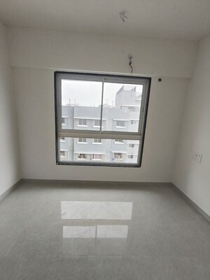 Room in 2 BHK Apartment at Shreeji Plaza, Malad West – for Rent