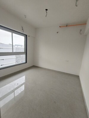 Room in 2 BHK Apartment at Shreeji Plaza, Malad West – for Rent