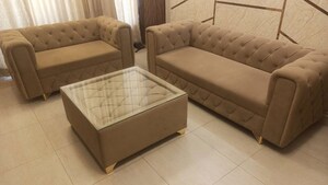 Living Room in 2 BHK Apartment at Nagla Road – for Rent