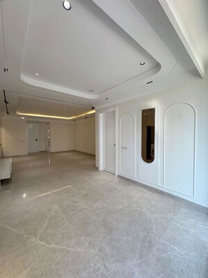 Kitchen in 3 BHK Builder Floor at Sector 57 – for Rent