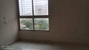 Room in  Apartment at Puranik City Reserva, Ghodbunder Road – for Rent