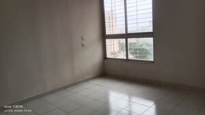 Room in  Apartment at Puranik City Reserva, Ghodbunder Road – for Rent