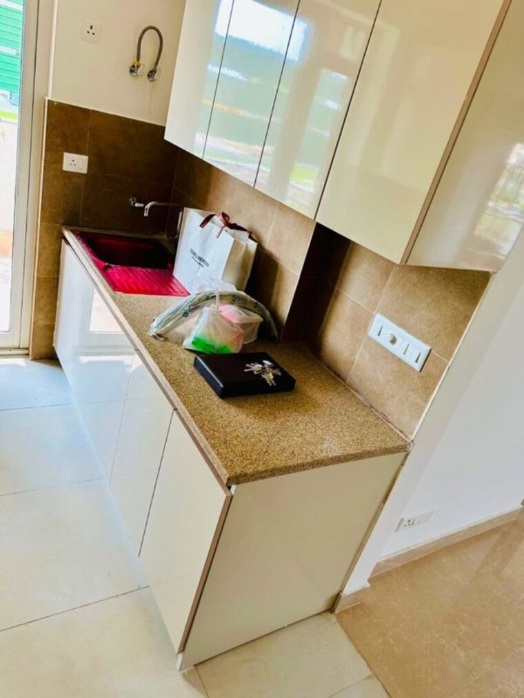 undefined, sector 106 3 Bedroom 2002 Sq.Ft. Apartment In Sector 106 Gurgaon 10678365