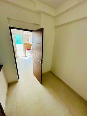 Room in 3 BHK Apartment at Sector 106 – for Rent