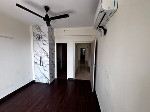 Room in 3 BHK Apartment at Sector 79 – for Rent