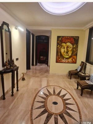 Living Room in 3 BHK Apartment at Sector 28 – for Rent