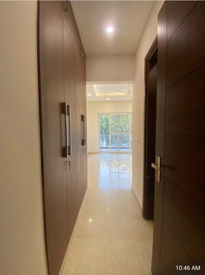 Building Lobby in 5 BHK Apartment at Gwal Pahari – for Rent