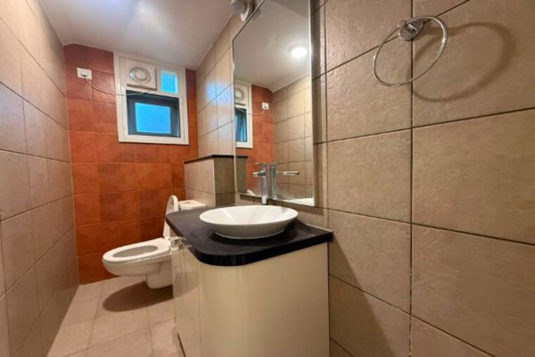 Bathroom, prestige-lakeside-habitat-villa 4 Bedroom 4003 Sq.Ft. Villa In Gunjur Bangalore 10692944