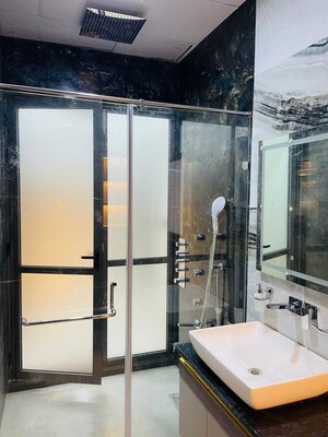 Team Area in 5 BHK Villa at Vaishali Nagar – for Sale