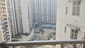  Apartment For Rent in Mahagun My Woods, Sector 16c Greater Noida