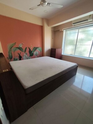 Bedroom in 1 BHK Apartment at Vasant Valley Complex, Malad East – for Rent