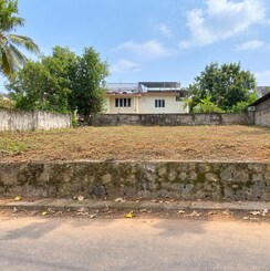 Plot For Sale in Mundupalam