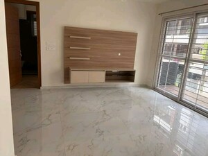 Room in 3 BHK Builder Floor at Jayanagar – for Rent
