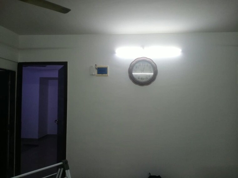 Room, green-square 2 Bedroom 750 Sq.Ft. Apartment In Kasarvadavali Thane 10693052