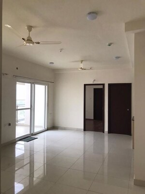 Room in 2 BHK Apartment at Purva Silversands, Mundhwa – for Rent